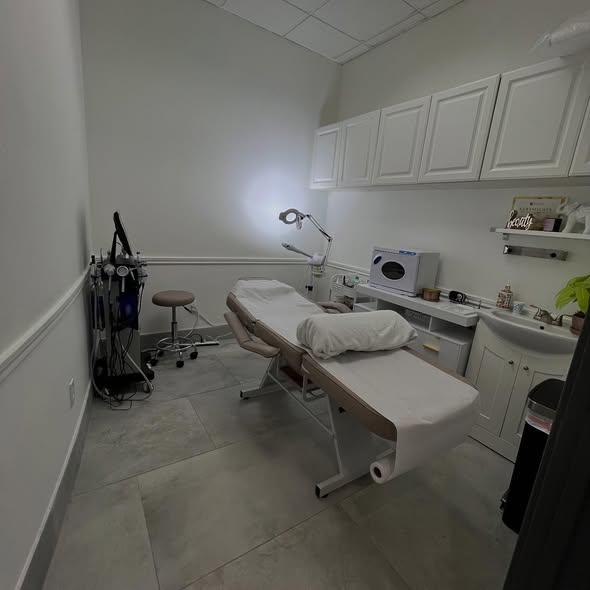 Avenue Salon treatment room